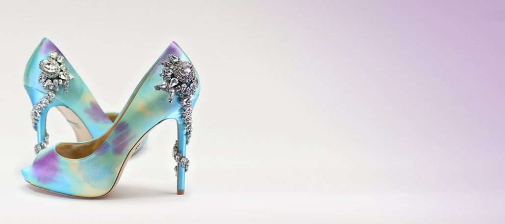 When style and color have to be perfect, Dyeable Shoe Store will make your day